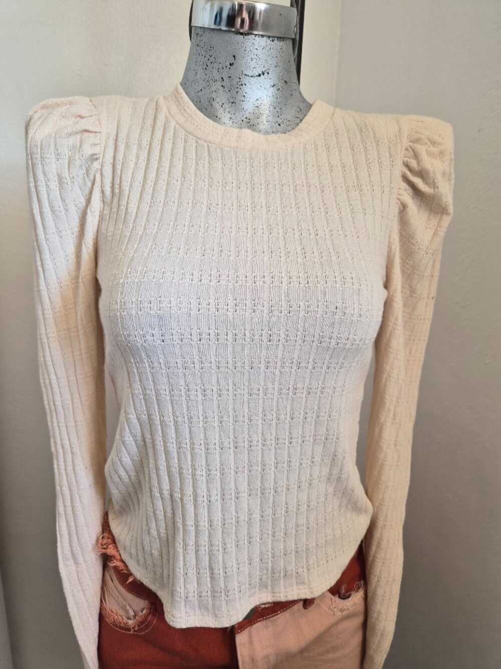 Cream Ribbed Knit Puff Sleeve pad Top